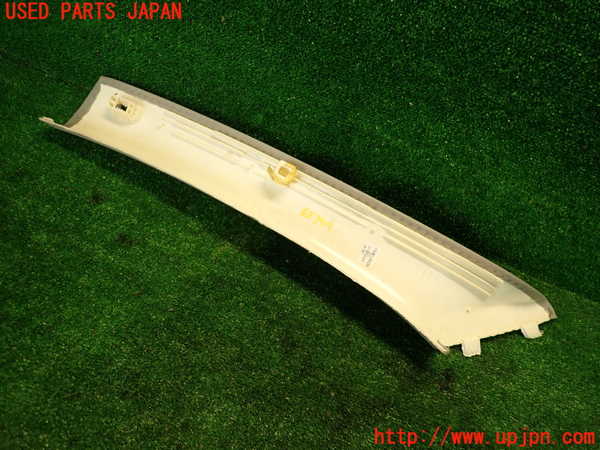 2UPJ-9239177655]BMW 323i(VB23)(E90)右フロントピラートリム 中古_4