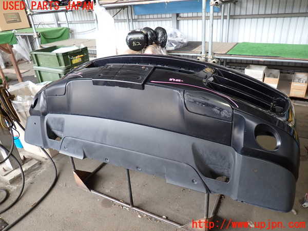 2UPJ-9239181010]ポルシェ・カイエン(9PAM5501)フロントバンパー 中古_4