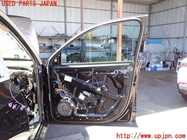 2UPJ-9239181230]ポルシェ・カイエン(9PAM5501)右前ドア (43R-001167) 中古_5