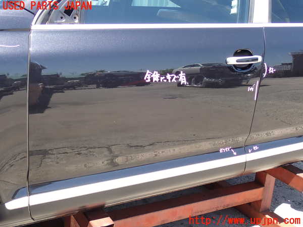 2UPJ-9239181260]ポルシェ・カイエン(9PAM5501)左前ドア (43R-001167) 中古_3