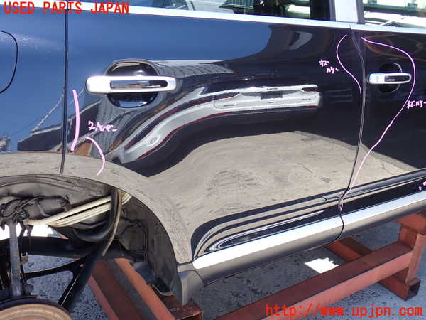 2UPJ-9239181290]ポルシェ・カイエン(9PAM5501)右後ドア (43R-001090) 中古_3