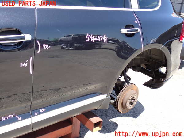 2UPJ-9239181320]ポルシェ・カイエン(9PAM5501)左後ドア (43R-001090) 中古_3