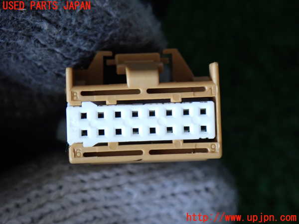 2UPJ-9239181210]ポルシェ・カイエン(9PAM5501)右ドアミラー 中古_4