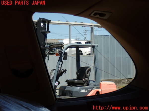 2UPJ-9239181380]ポルシェ・カイエン(9PAM5501)右クォーターガラス (43R-00069) 中古_3