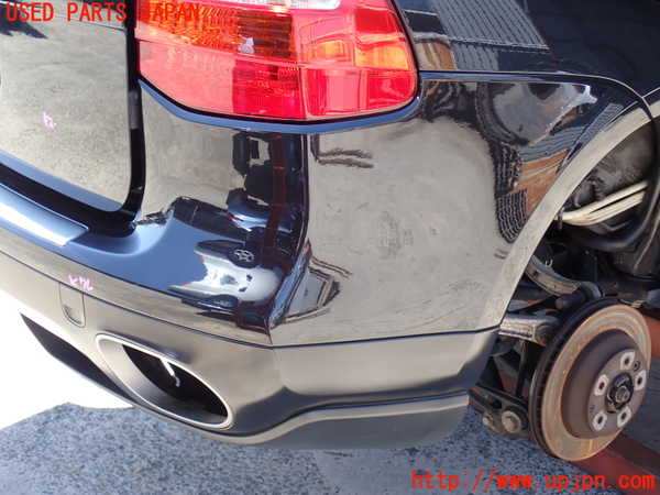 2UPJ-9239181610]ポルシェ・カイエン(9PAM5501)リアバンパー 中古_2