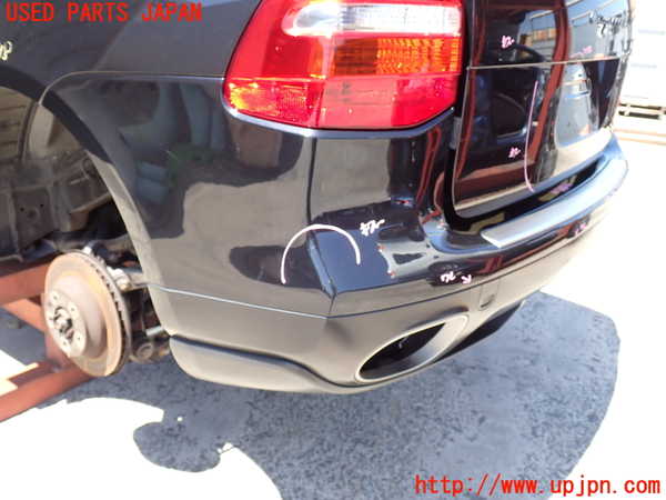 2UPJ-9239181610]ポルシェ・カイエン(9PAM5501)リアバンパー 中古_4