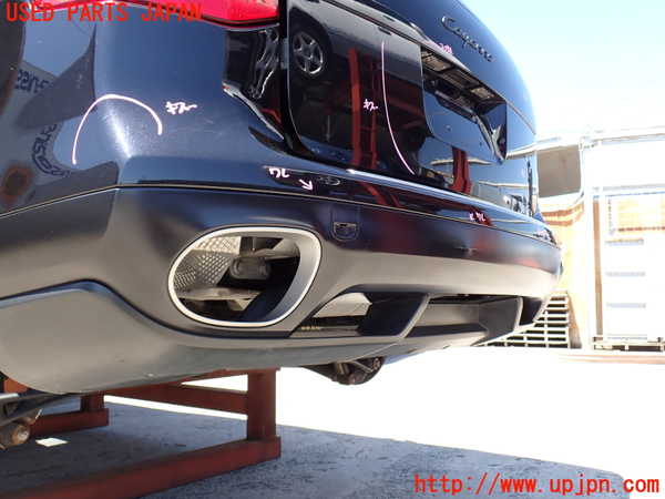 2UPJ-9239181610]ポルシェ・カイエン(9PAM5501)リアバンパー 中古_5