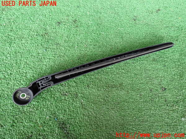 2UPJ-9239181661]ポルシェ・カイエン(9PAM5501)リアワイパーアーム1 中古_2