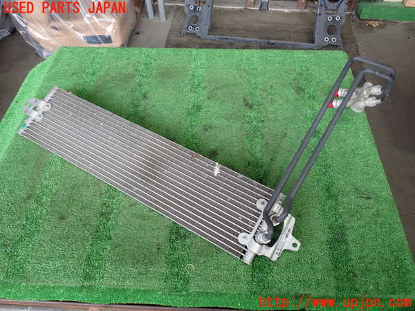 2UPJ-9239182482]ポルシェ・カイエン(9PAM5501)オイルクーラー2 中古_3