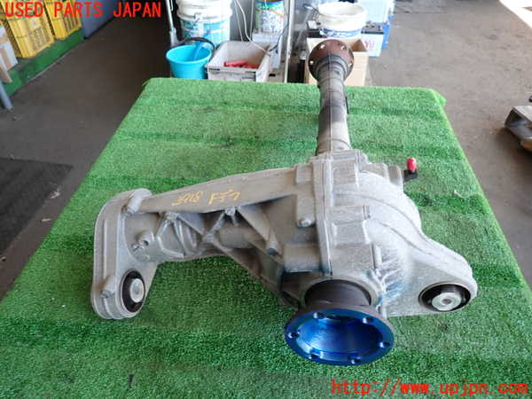 2UPJ-9239184350]ポルシェ・カイエン(9PAM5501)フロントデフ 中古_2