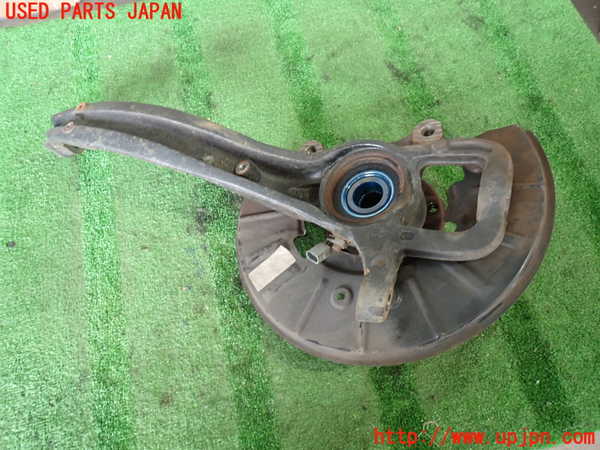 2UPJ-9239184295]ポルシェ・カイエン(9PAM5501)左フロントナックルハブ 中古_2