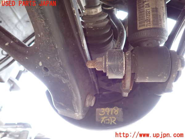 2UPJ-9239184300]ポルシェ・カイエン(9PAM5501)右リアナックルハブ 中古_2