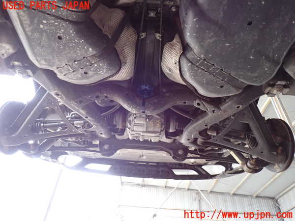 2UPJ-9239185295]ポルシェ・カイエン(9PAM5501)リアメンバー 中古_2