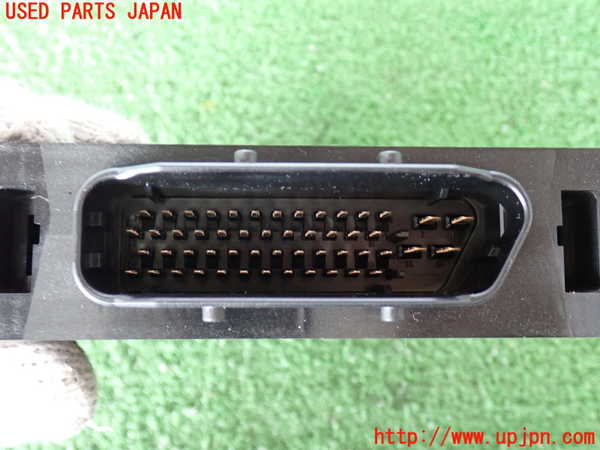 2UPJ-9239186115]ポルシェ・カイエン(9PAM5501)ミッションコンピューター 中古_2