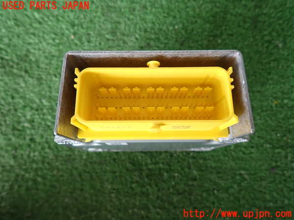 2UPJ-9239186145]ポルシェ・カイエン(9PAM5501)エアバッグコンピューター 中古_2