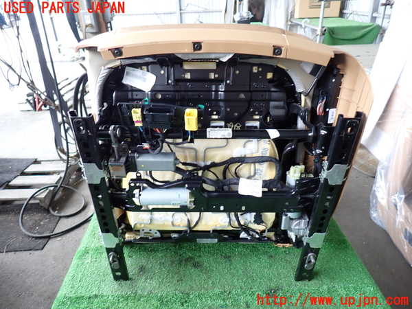 2UPJ-9239187065]ポルシェ・カイエン(9PAM5501)助手席シート 中古_5