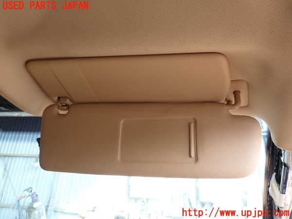 2UPJ-9239187625]ポルシェ・カイエン(9PAM5501)室内サンバイザー右側 中古_2