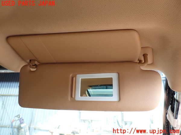 2UPJ-9239187625]ポルシェ・カイエン(9PAM5501)室内サンバイザー右側 中古_3