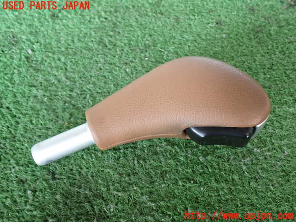 2UPJ-9239187570]ポルシェ・カイエン(9PAM5501)シフトノブ 中古_3
