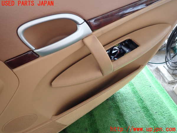 2UPJ-9239181234]ポルシェ・カイエン(9PAM5501)右前ドア内張り 中古_4