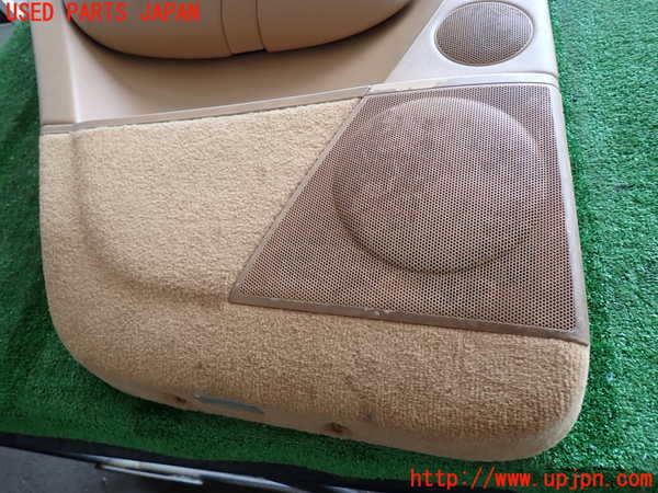 2UPJ-9239181324]ポルシェ・カイエン(9PAM5501)左後ドア内張り 中古_2