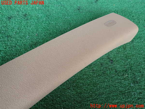 2UPJ-9239187655]ポルシェ・カイエン(9PAM5501)右フロントピラートリム 中古_3