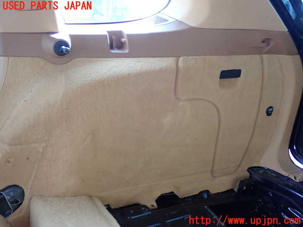 2UPJ-9239187675]ポルシェ・カイエン(9PAM5501)右リアピラートリム 中古_4