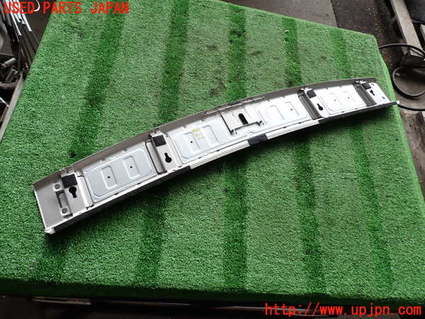 2UPJ-9239187740]ポルシェ・カイエン(9PAM5501)スカッフプレート 中古_2