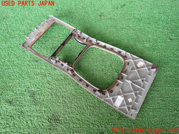 2UPJ-9239187693]ポルシェ・カイエン(9PAM5501)内装トリム類3 中古_3