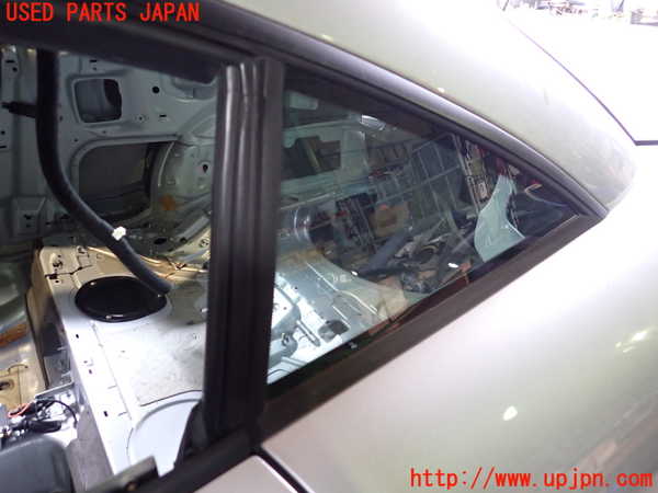 2UPJ-9239191382]アウディ・TT クーペ(8NAUQ)左クォーターガラス 中古(43R-00021 M13)_2