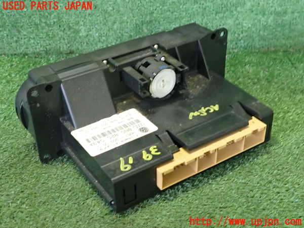 2UPJ-9239196066]アウディ・TT クーペ(8NAUQ)エアコンスイッチ1 中古_2