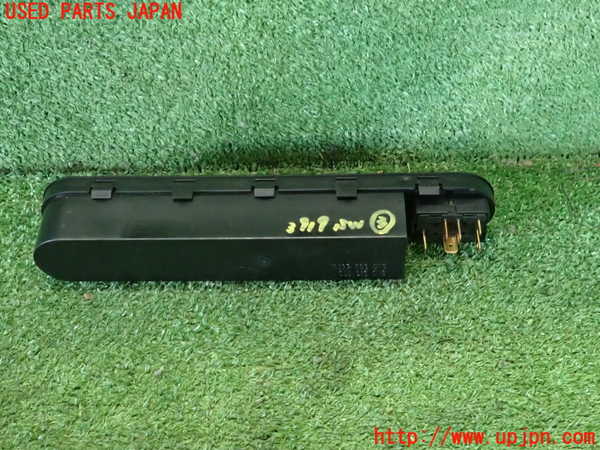 2UPJ-9239196308]アウディ・TT クーペ(8NAUQ)スイッチ3 中古_2