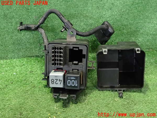 2UPJ-9239196742]アウディ・TT クーペ(8NAUQ)ヒューズボックス2 中古_2