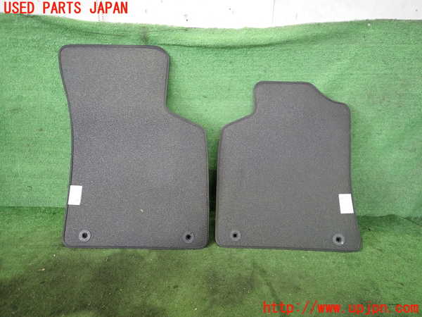 2UPJ-9239197800]アウディ・TT クーペ(8NAUQ)フロアマット 中古_2