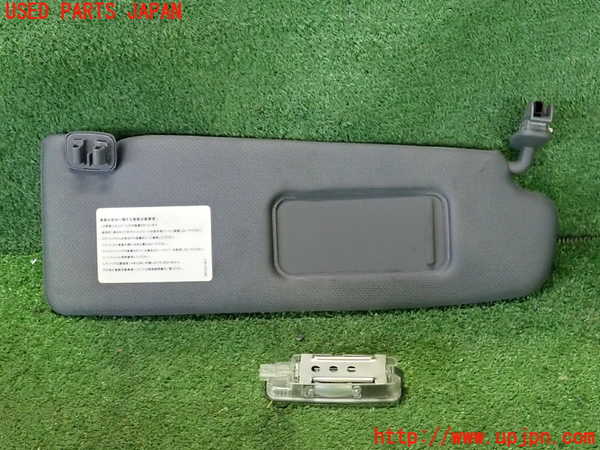 2UPJ-9239197625]アウディ・TT クーペ(8NAUQ)室内サンバイザー右側 中古_2