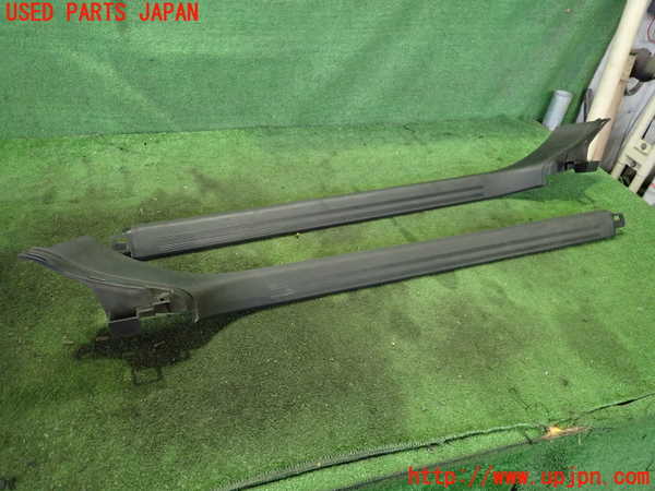 2UPJ-9239197693]アウディ・TT クーペ(8NAUQ)内装トリム類3 中古_2