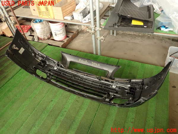 2UPJ-9239201010]ボルボ・V70(SB5244W)フロントバンパー 中古_5