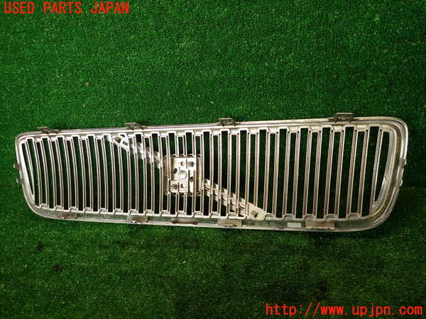 2UPJ-9239201050]ボルボ・V70(SB5244W)ラジエターグリル 中古_2