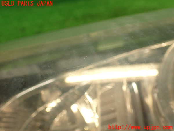 2UPJ-9239201132]ボルボ・V70(SB5244W)左ヘッドライト HID 中古_3