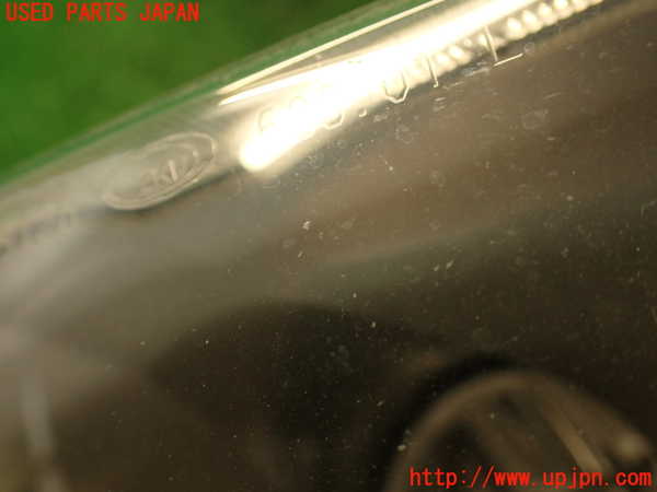 2UPJ-9239201182]ボルボ・V70(SB5244W)左フォグ 中古_3