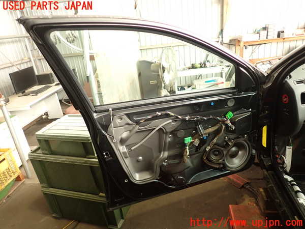 2UPJ-9239201260]ボルボ・V70(SB5244W)左前ドア 中古 SAINT-GOBAIN SEKURIT M53 43R-001106_5