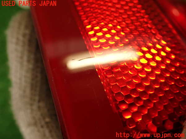 2UPJ-9239201552]ボルボ・V70(SB5244W)左リアフィニッシャー 中古_3