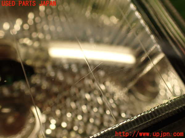 2UPJ-9239201536]ボルボ・V70(SB5244W)左テールランプ 中古_3