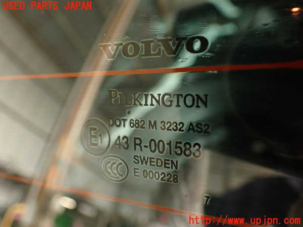 2UPJ-9239201566]ボルボ・V70(SB5244W)バックドア リアゲート ハッチ 中古 PILKINGTON M3232 43R-001583_4