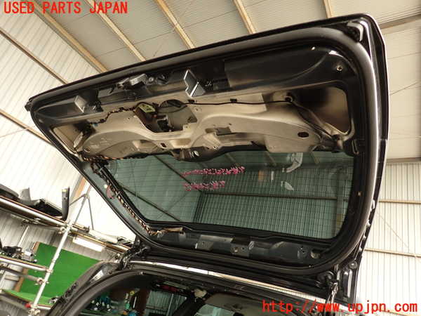 2UPJ-9239201566]ボルボ・V70(SB5244W)バックドア リアゲート ハッチ 中古 PILKINGTON M3232 43R-001583_5