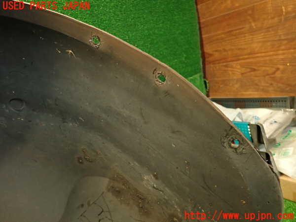 2UPJ-9239201092]ボルボ・V70(SB5244W)左前フェンダーライナー 中古_2