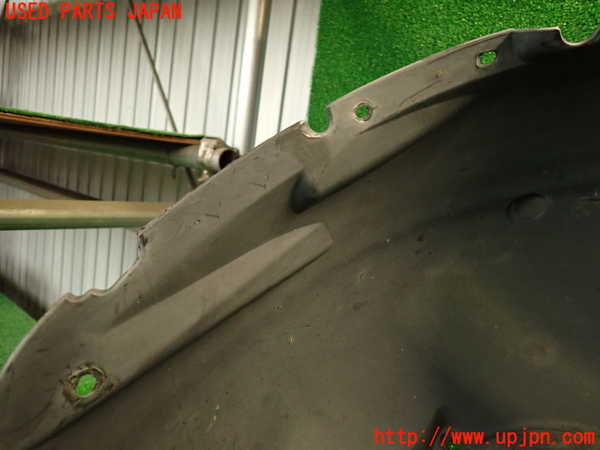 2UPJ-9239201092]ボルボ・V70(SB5244W)左前フェンダーライナー 中古_3