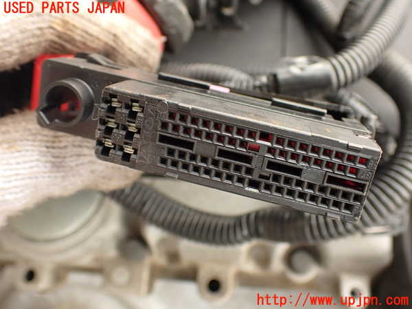 2UPJ-9239202010]ボルボ・V70(SB5244W)エンジン B5244 中古_3