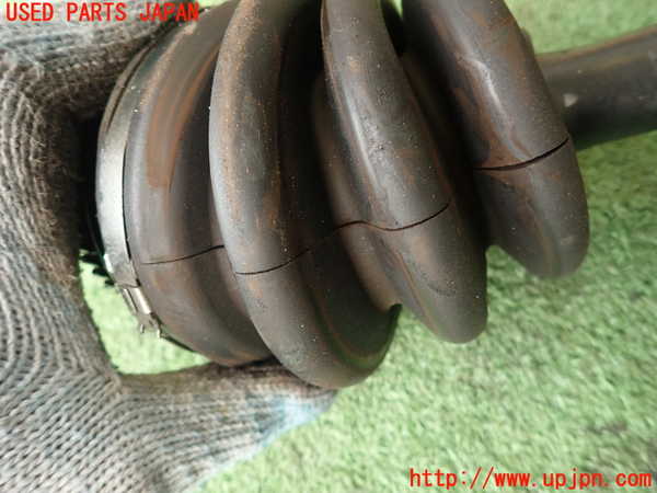 2UPJ-9239204015]ボルボ・V70(SB5244W)左フロントドライブシャフト 中古_2