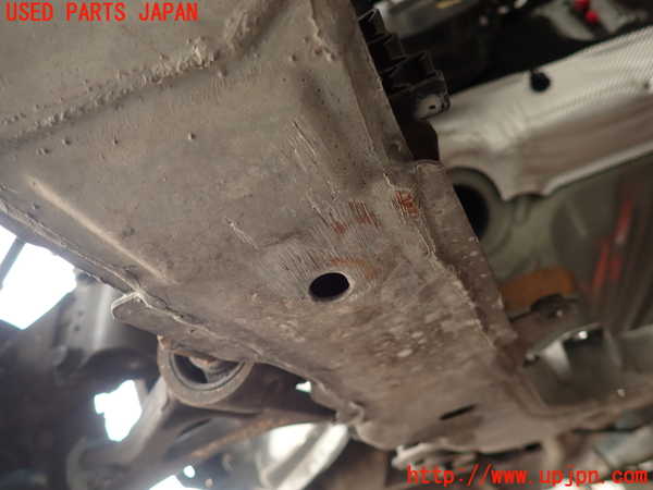 2UPJ-9239205285]ボルボ・V70(SB5244W)フロントメンバー 中古_2